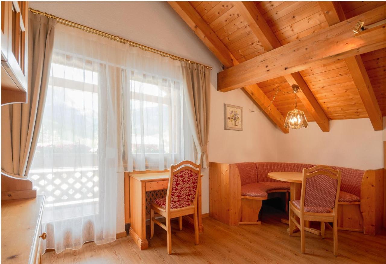 Hotel Villa Eden Corvara In Badia Luaran gambar